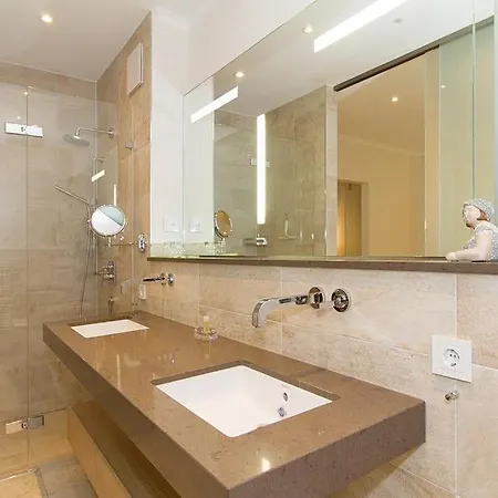 Loewenstein Loewenstein 14 *